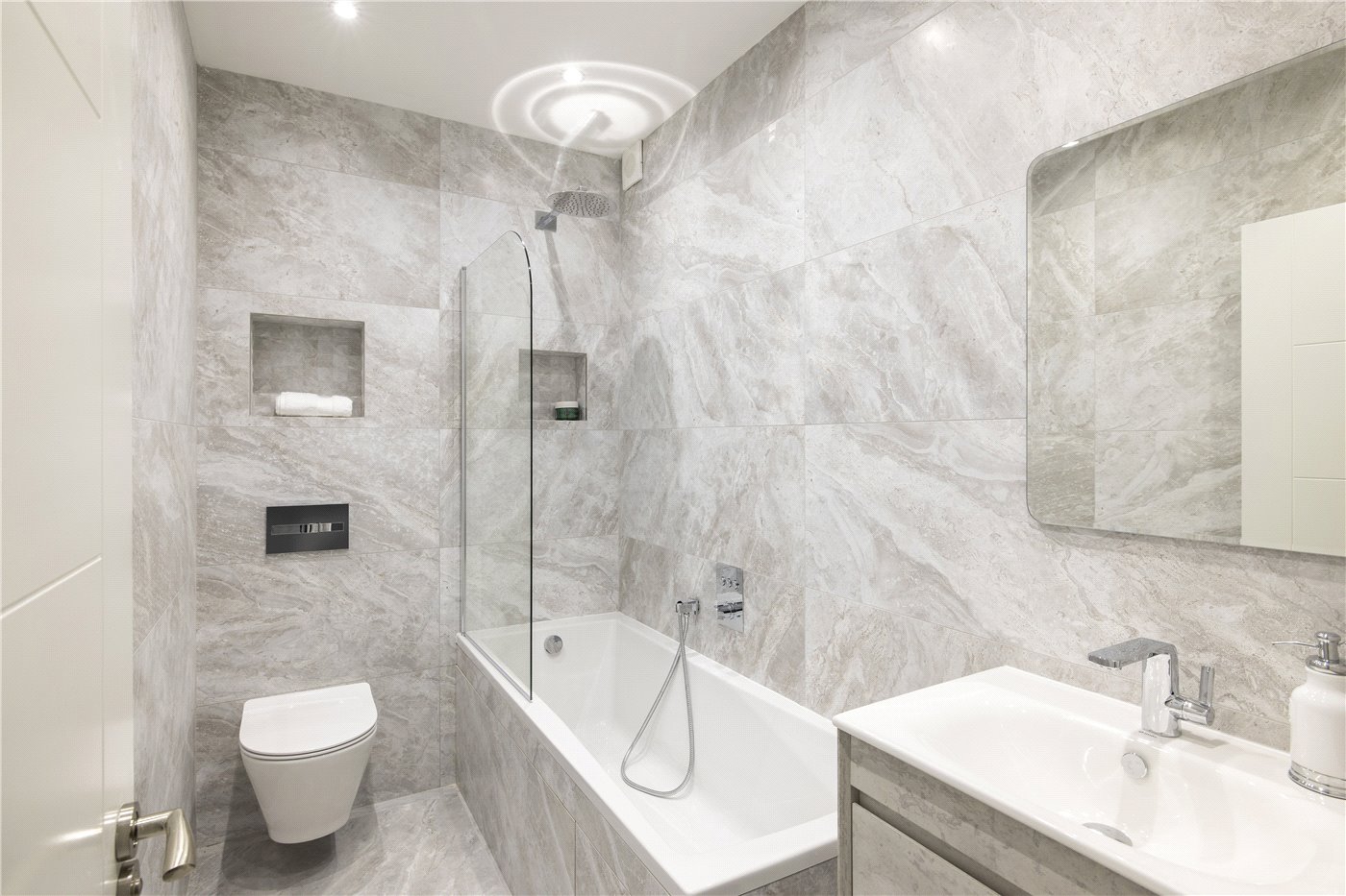 Modern Bathroom